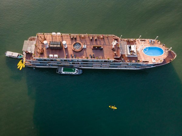 Visiter anglet : découvrez l'hermione et ses activités incontournables